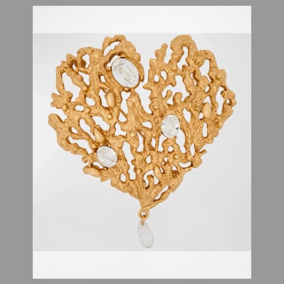 Oscar de la Renta NWT Coral Heart Brooch